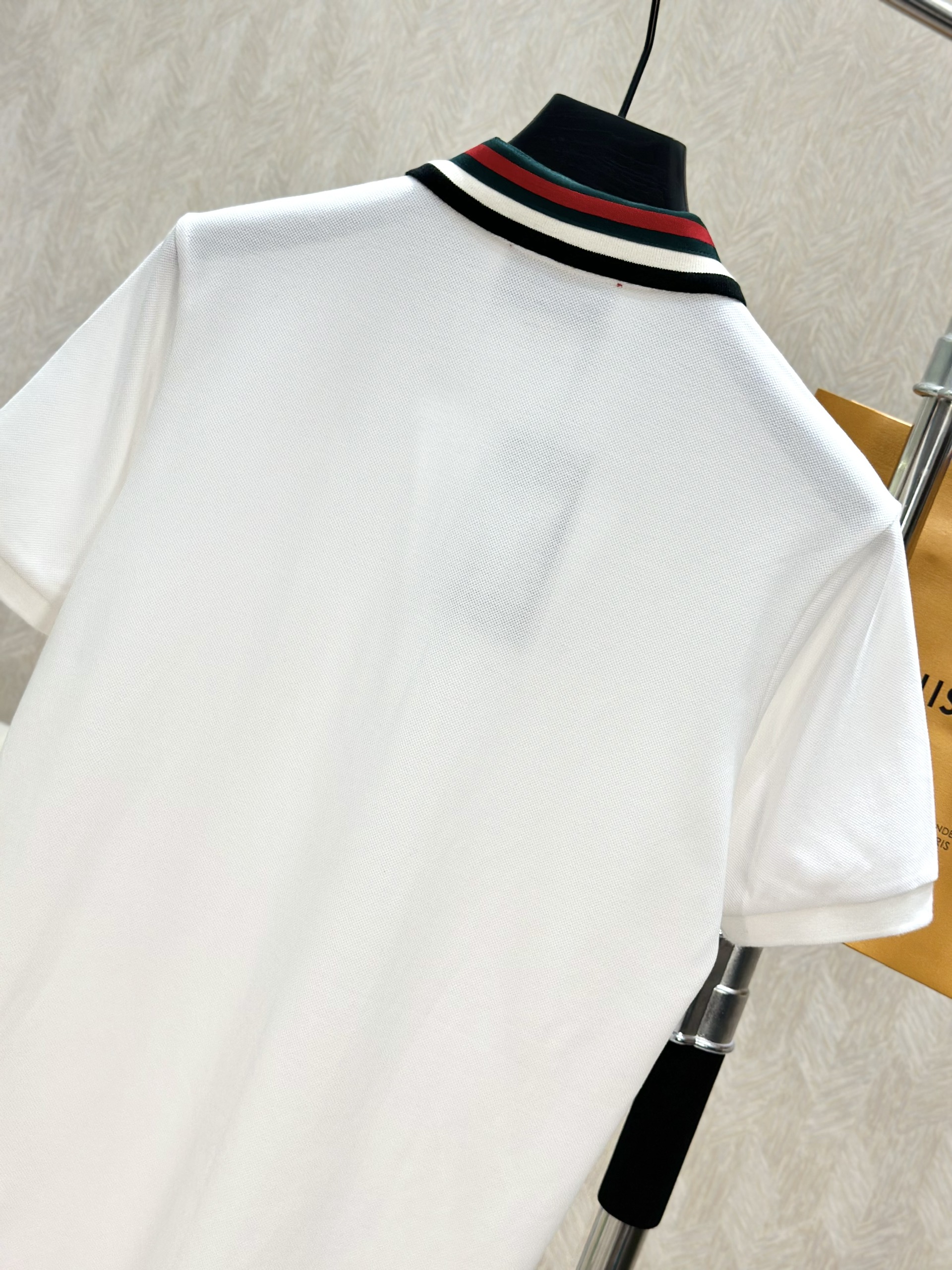 Áo polo Gucci GC trơn phối cổ kẻ sọc Xanh Đỏ logo mặt hổ Like Auth 1-1 on web VTN